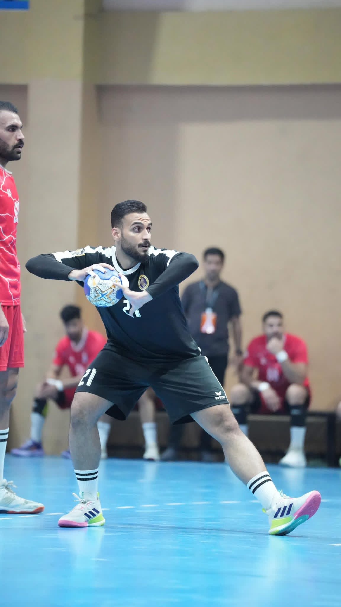 رسمياً.. سواعد الحشد تتوج بلقب دوري النخبة العراقي بعد تعادل مثير أمام الجيش - صورة 3